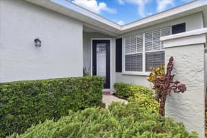 331 SUNSET LAKE BOULEVARD, VENICE, FL 34292 Sold 06/03/25