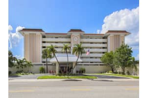 1150 Tarpon Center Dr #3g 307, VENICE