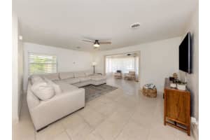 929 CYPRESS AVENUE, VENICE, FL 34285 - MLS#MFRN6138600