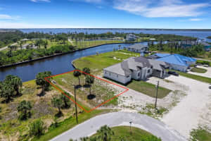 13005 IRWIN DRIVE, PORT CHARLOTTE, FL 33953 - MLS#MFRN6138641