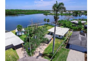 214 POMPANO LANE, NOKOMIS, FL 34275 Sold 08/05/25