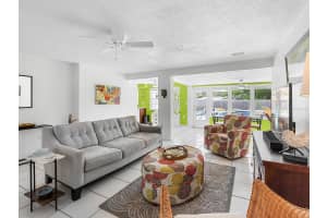 607 BAY POINT AVENUE, NOKOMIS, FL 34275 Sold 09/03/25