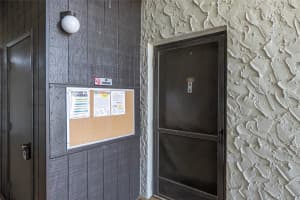 3255 BENEVA ROAD, SARASOTA, FL 34232 - MLS#MFRN6138715