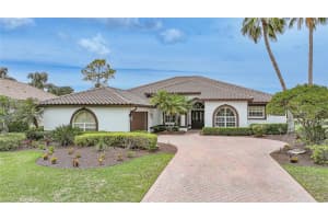 4532 Chase Oaks Dr, SARASOTA