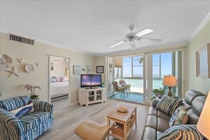 950 TARPON CENTER DRIVE, VENICE, FL 34285 - MLS#MFRN6138768