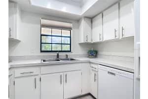 1730 MANASOTA BEACH ROAD, ENGLEWOOD, FL 34223 Sold 07/11/25