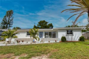 533 SHAMROCK BOULEVARD, VENICE, FL 34293 Sold 05/30/25