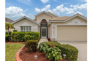 143 BRAEMAR AVENUE, VENICE, FL 34293 Sold 08/05/25