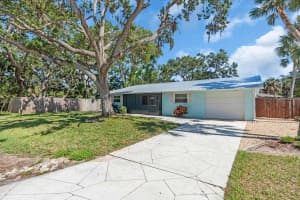 541 ZEPHYR ROAD, VENICE, FL 34293 Sold 06/12/25