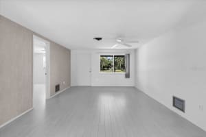 541 ZEPHYR ROAD, VENICE, FL 34293 Sold 06/12/25