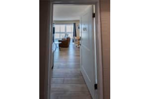 1255 TARPON CENTER DRIVE, VENICE, FL 34285 - MLS#MFRN6138922