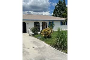 3031 ENGLEWOOD ROAD, VENICE, FL 34293 - MLS#MFRN6138929