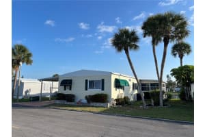 417 VIA VENETO, VENICE, FL 34285 - MLS#MFRN6138939