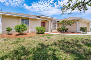 3851 STERLING ROAD, VENICE, FL 34293 Sold 08/06/25