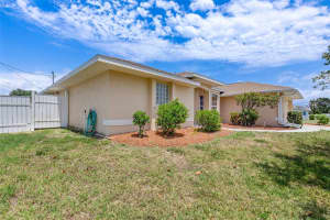 3851 STERLING ROAD, VENICE, FL 34293 Sold 08/06/25