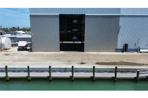 100 CIRCUIT ROAD, NOKOMIS, FL 34275 - MLS#MFRN6138956