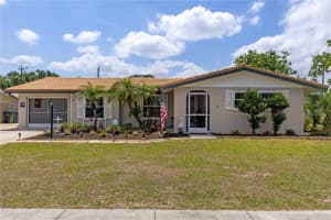 318 VENICE EAST BOULEVARD, VENICE, FL 34293 Sold 07/23/25