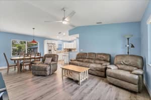 352 GLENWOOD AVE, OSPREY, FL 34229 - MLS#MFRN6138982