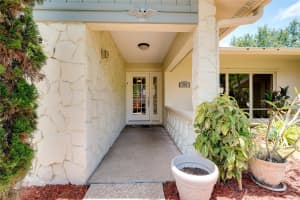 915 DORAL LANE, VENICE, FL 34293 Sold 09/03/25
