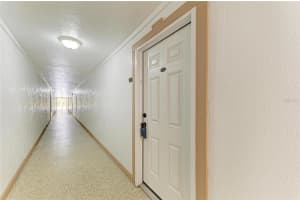 618 BIRD BAY DRIVE, VENICE, FL 34285 - MLS#MFRN6139029