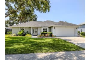 304 Rosewood Ct, VENICE