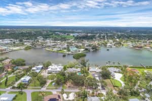 205 LOUELLA LANE, NOKOMIS, FL 34275 Sold 07/24/25