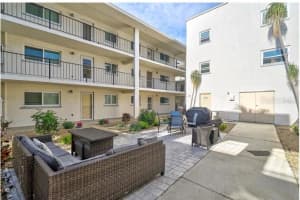 708 Tamiami Trl S #115, VENICE