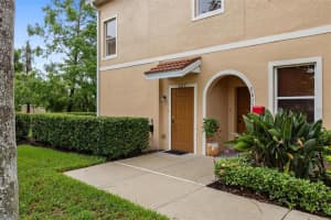 3613 Parkridge Cir #11-201, SARASOTA
