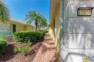 11624 GARESSIO LANE, SARASOTA, FL 34238 Sold 07/29/25