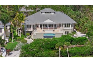 755 EAGLE POINT DRIVE, VENICE, FL 34285 Sold 09/19/25