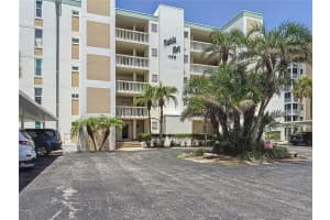 1100 Tarpon Center Dr #503 5c, VENICE
