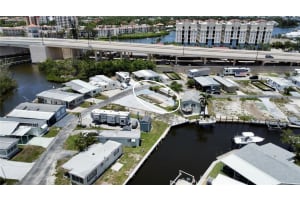 132 BAYOU DRIVE, VENICE, FL 34285 Sold 10/13/25