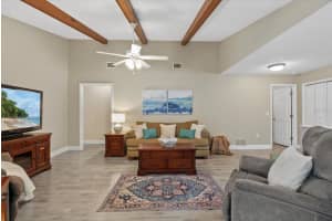 5828 LINCOLN ROAD, VENICE, FL 34293 - MLS#MFRN6139247