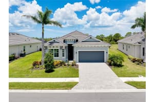 17525 JADESTONE COURT, VENICE, FL 34293 - MLS#MFRN6139269