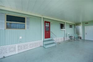 527 WALNUT CIRCLE, VENICE, FL 34285 Sold 08/15/25