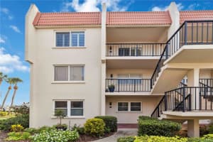 250 SANTA MARIA STREET, VENICE, FL 34285 - MLS#MFRN6139299