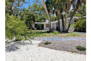 5369 Shadow Lawn Dr, SARASOTA