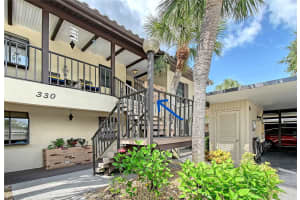 330 MISSION TRAIL, VENICE, FL 34285 Sold 08/29/25