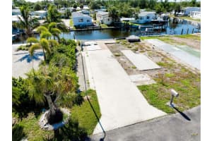 156 SERPENTINE DRIVE, VENICE, FL 34285 Sold 10/06/25