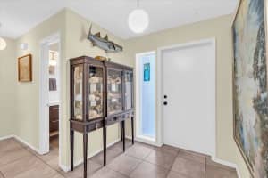 16 OAKWOOD DRIVE, ENGLEWOOD, FL 34223 - MLS#MFRN6139404