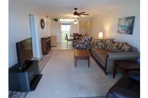 649 TAMIAMI TRAIL, VENICE, FL 34285 - MLS#MFRN6139443