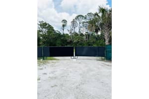6575 PONCE DE LEON BOULEVARD, NORTH PORT, FL 34291 - MLS#MFRN6139481