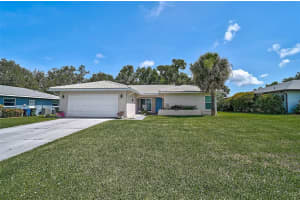 903 E Shannon Ct, VENICE