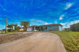 1325 CAMBRIDGE DRIVE, VENICE, FL 34293 - MLS#MFRN6139574