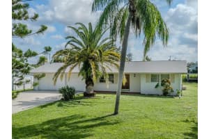 605 Barnes Pkwy, NOKOMIS