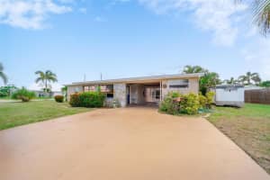 150 Poinsettia Cir Ne, PORT CHARLOTTE