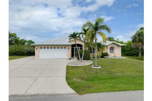 15140 LYNEBURG AVENUE, PORT CHARLOTTE, FL 33981 - MLS#MFRN6139658