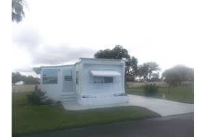 375 Longwood Dr, VENICE 375 Longwood Dr, VENICE