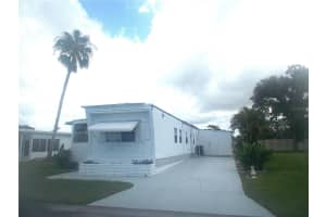 375 LONGWOOD DRIVE, VENICE, FL 34285 - MLS#MFRN6139766