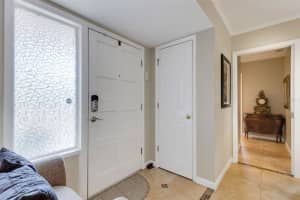 1301 LAKESIDE DRIVE, VENICE, FL 34293 - MLS#MFRN6139843